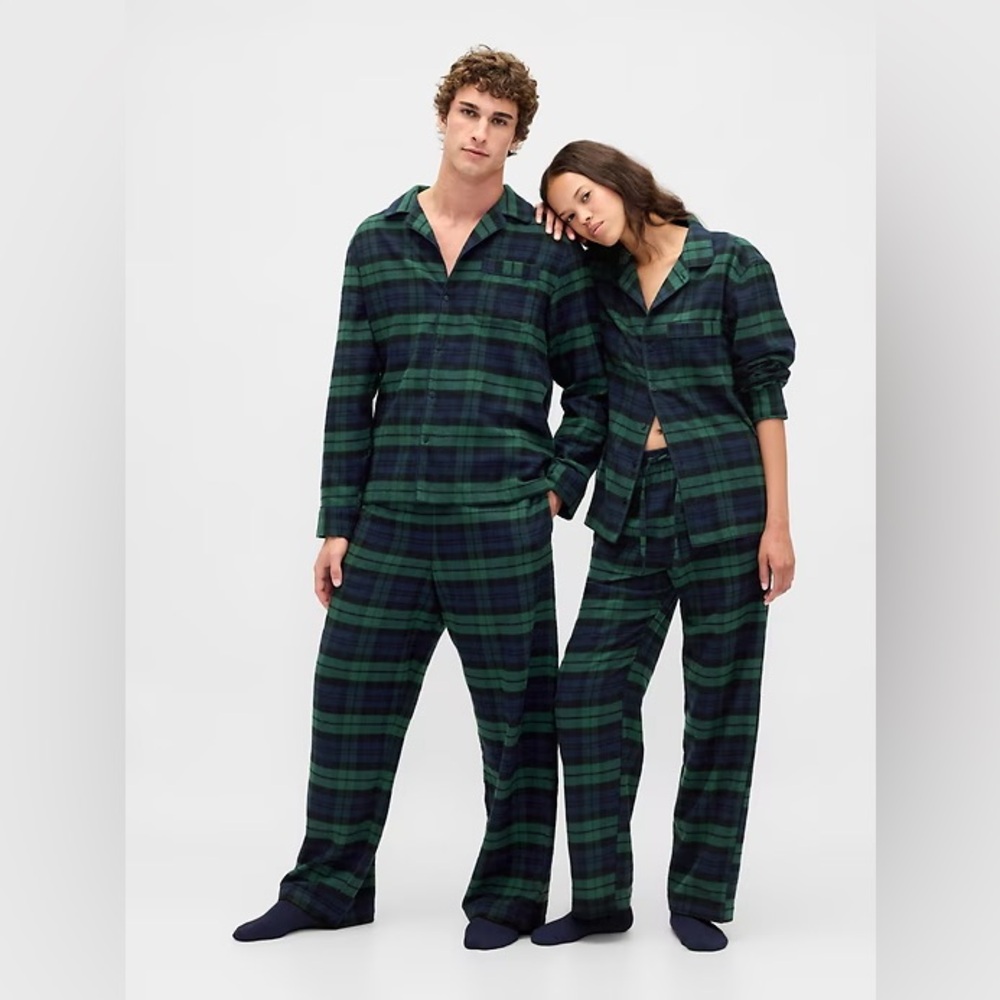 NWT! GAP Adult Softest Flannel PJ Pants - Size Medium 🏸